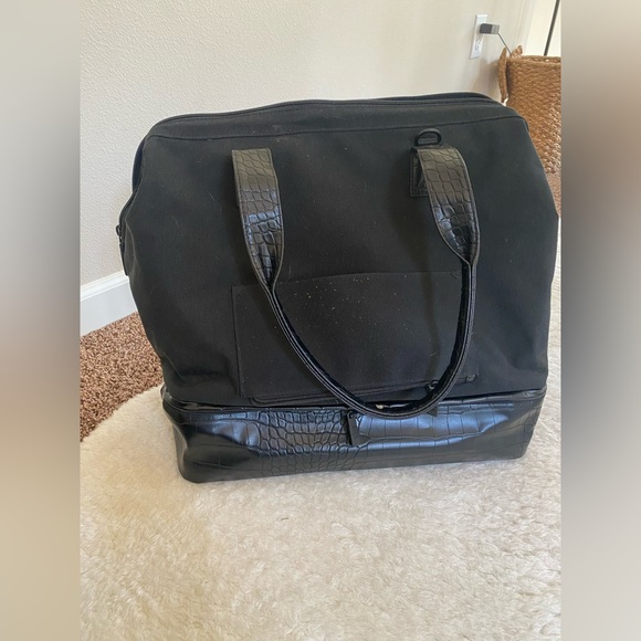 BEIS Black OG Mini/Carrry-on Weekender, Travel Bag, CrossBody - Picture 2 of 6